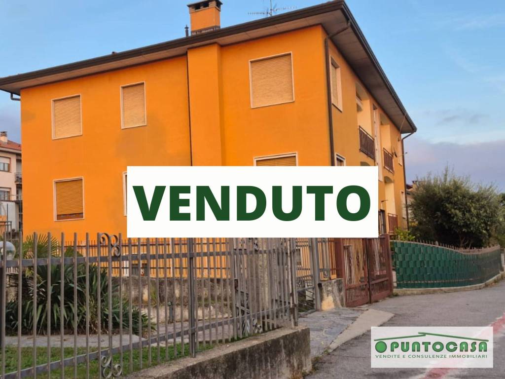 appartamento in vendita a Saltrio