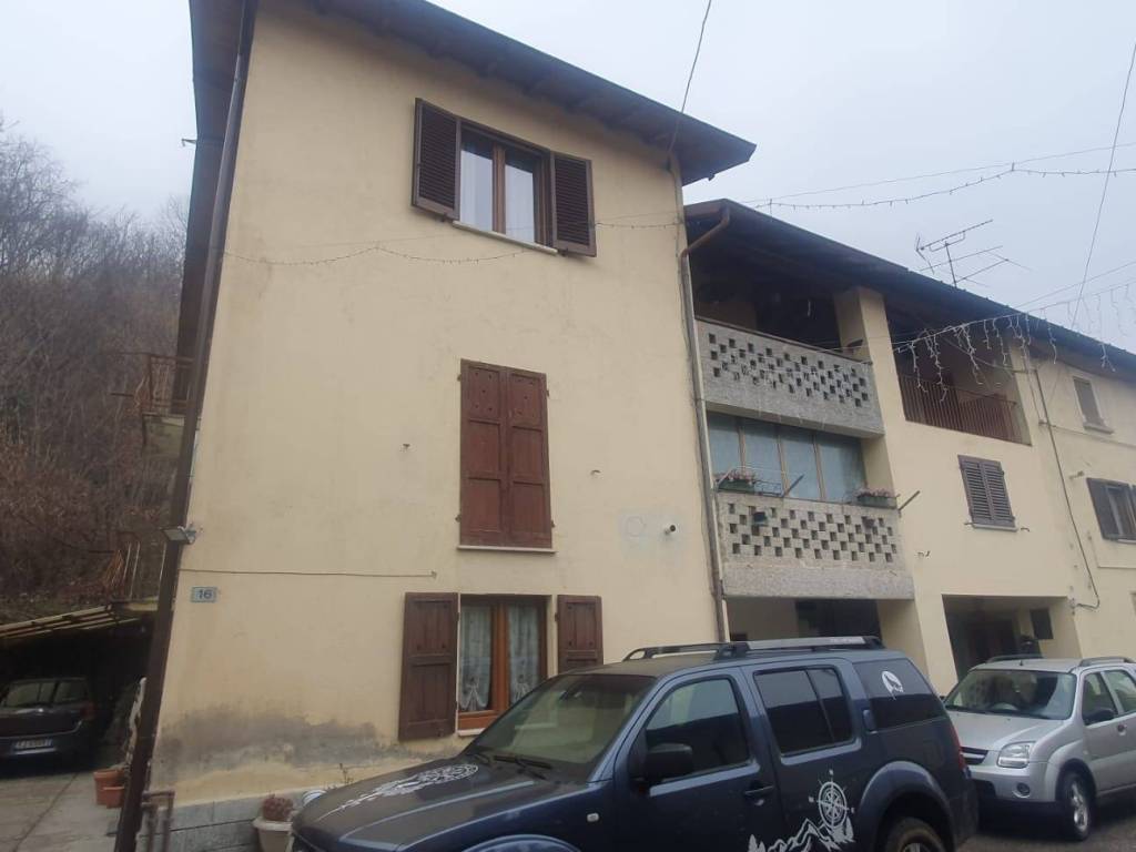 appartamento in vendita a Saltrio