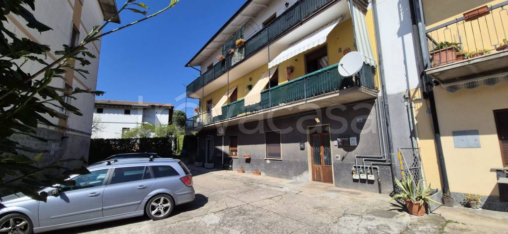 appartamento in vendita a Saltrio