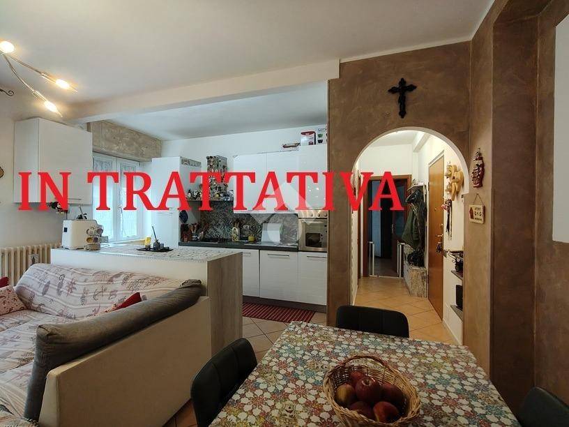 appartamento in vendita a Saltrio