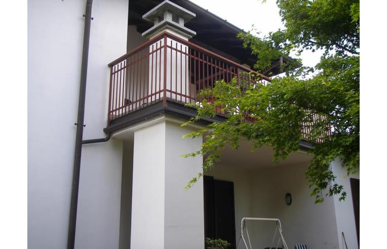 casa indipendente in vendita a Samarate in zona Verghera