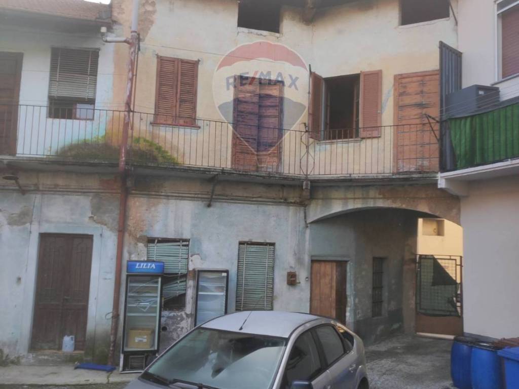 appartamento in vendita a Samarate