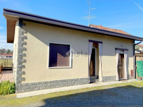 appartamento in vendita a Samarate