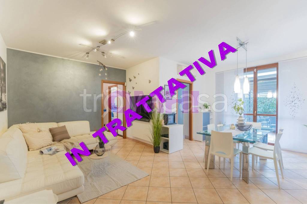 appartamento in vendita a Samarate