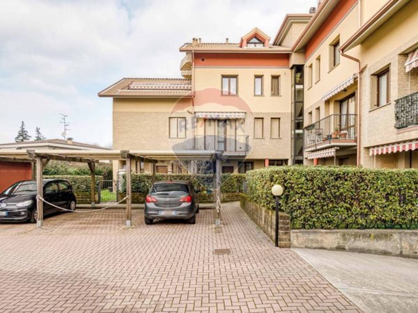 appartamento in vendita a Samarate in zona San Macario