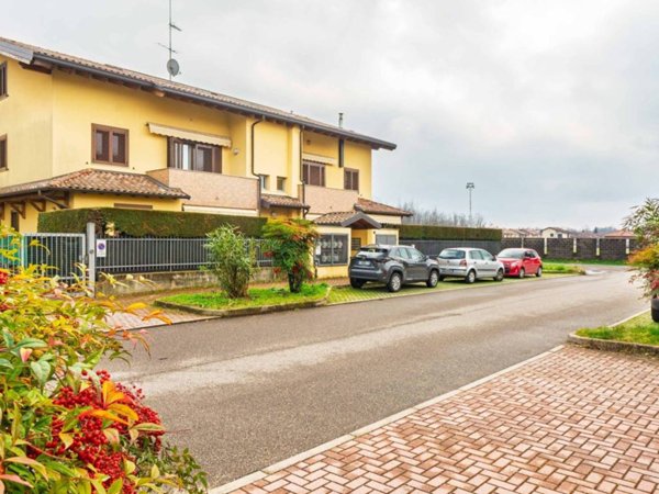appartamento in vendita a Samarate