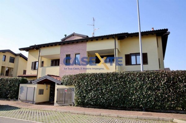 appartamento in vendita a Samarate