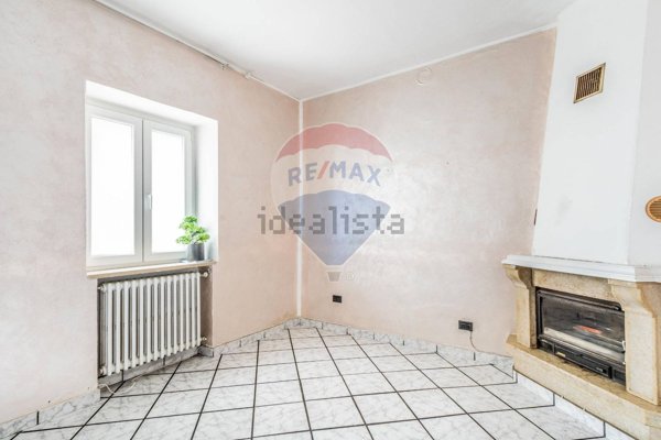appartamento in vendita a Samarate