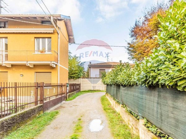 appartamento in vendita a Samarate