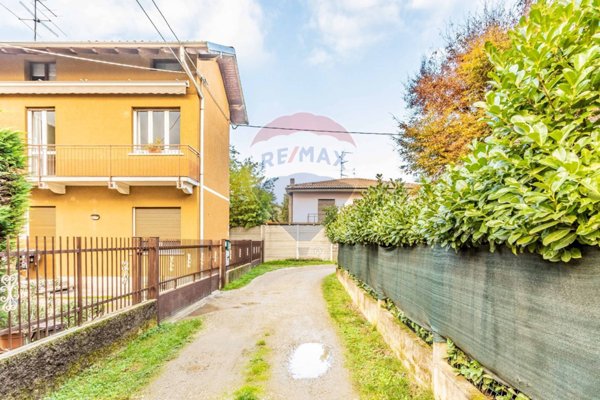 appartamento in vendita a Samarate