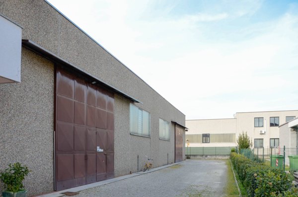 appartamento in vendita a Samarate