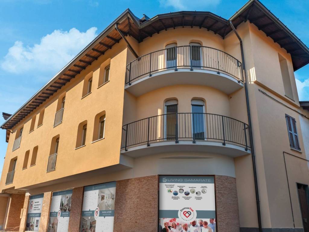 negozio in vendita a Samarate