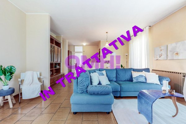 casa indipendente in vendita a Samarate