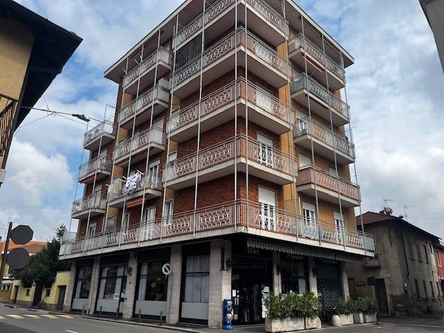 appartamento in vendita a Samarate