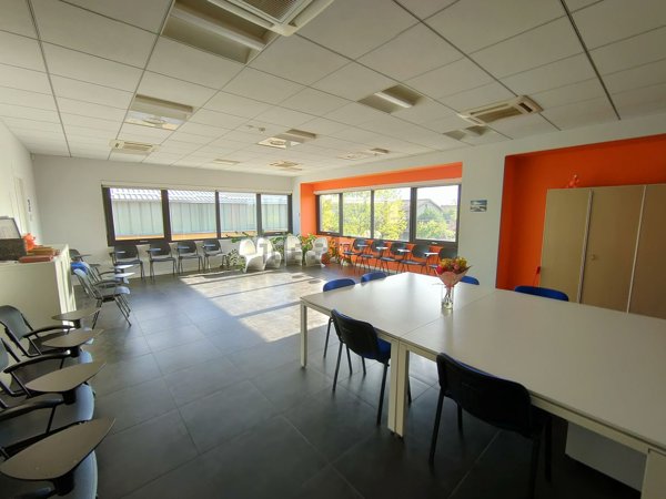 intera palazzina in vendita a Samarate