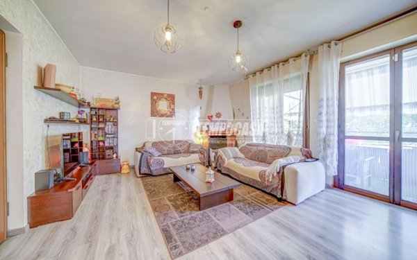 appartamento in vendita a Samarate