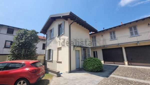 appartamento in vendita a Samarate