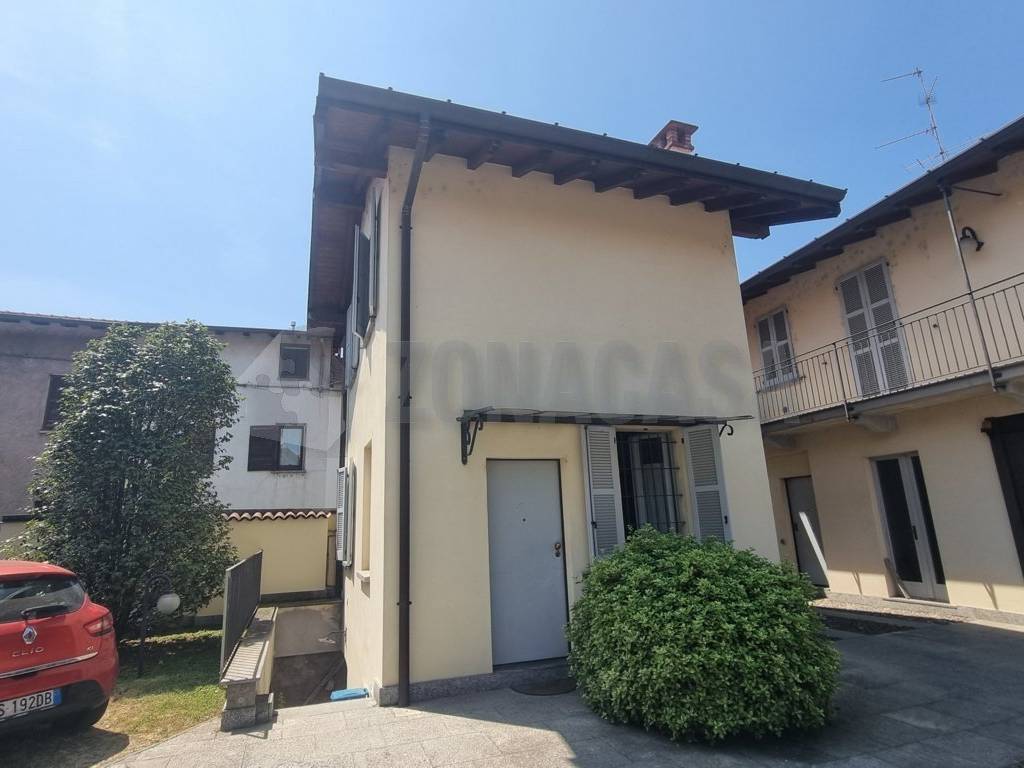 appartamento in vendita a Samarate