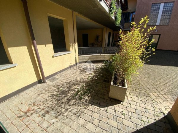appartamento in vendita a Samarate
