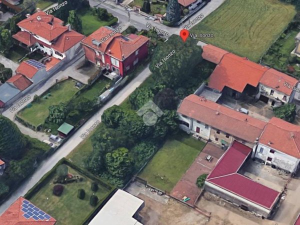 terreno edificabile in vendita a Samarate in zona San Macario