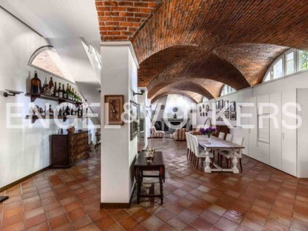 casa indipendente in vendita a Samarate