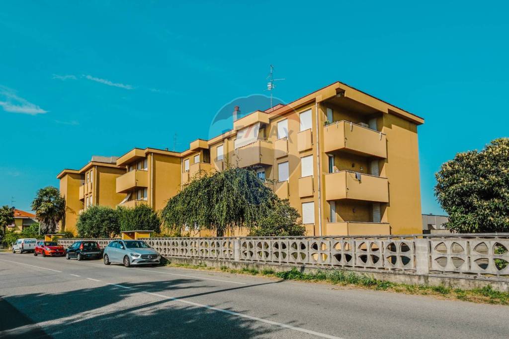 appartamento in vendita a Samarate