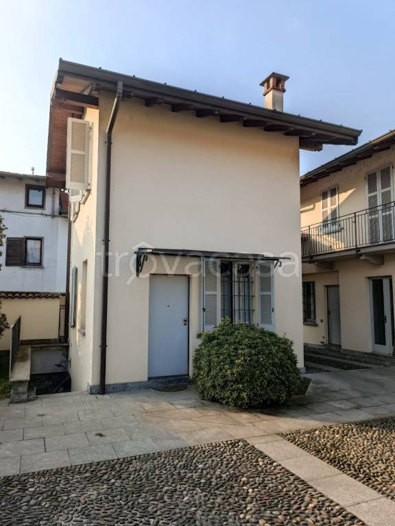 appartamento in vendita a Samarate