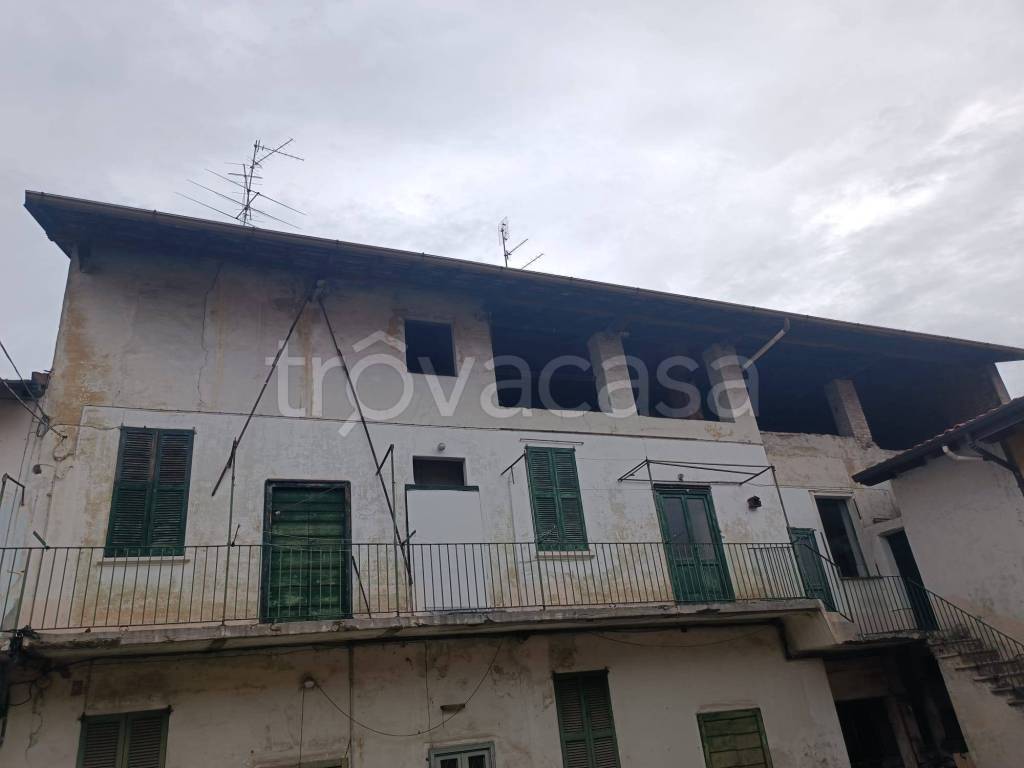 appartamento in vendita a Samarate