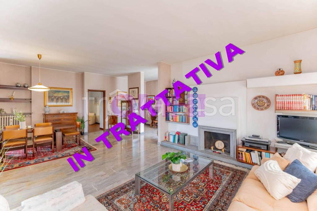 casa indipendente in vendita a Samarate