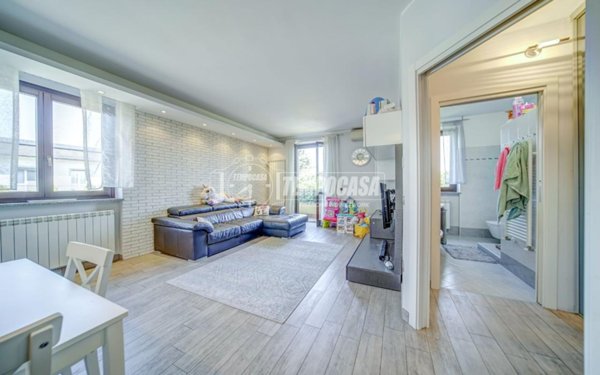 appartamento in vendita a Samarate