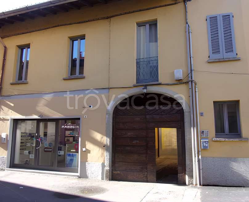 appartamento in vendita a Samarate