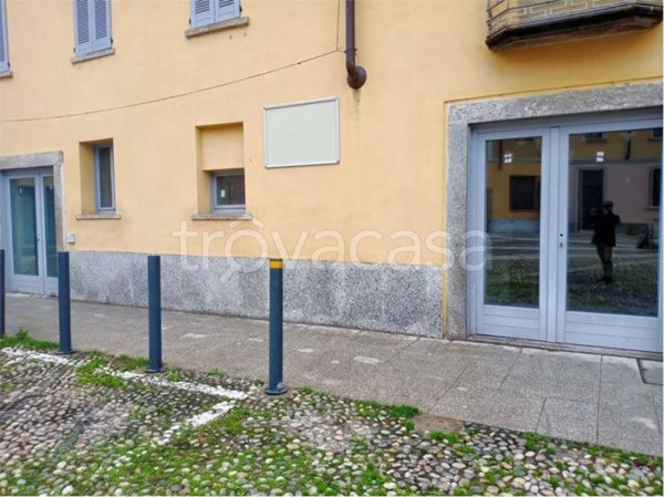 negozio in vendita a Samarate