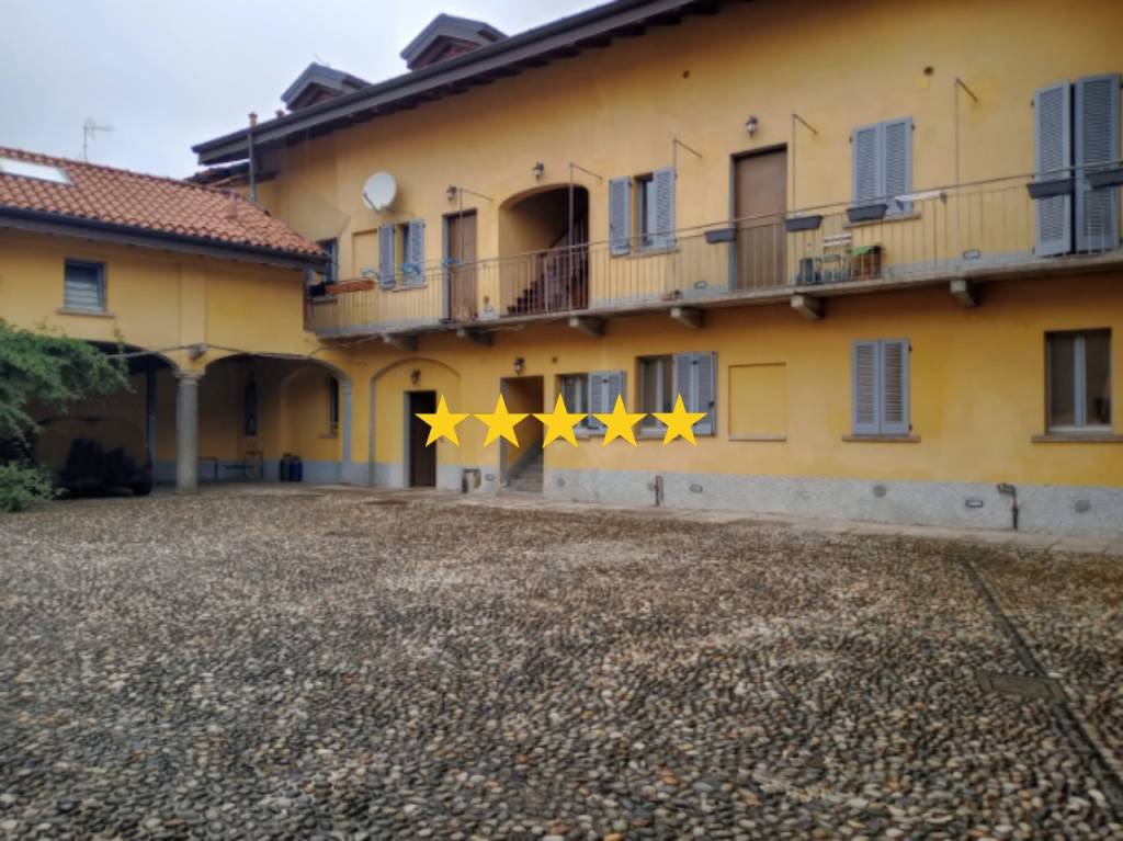 appartamento in vendita a Samarate