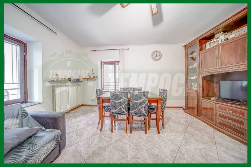 appartamento in vendita a Samarate