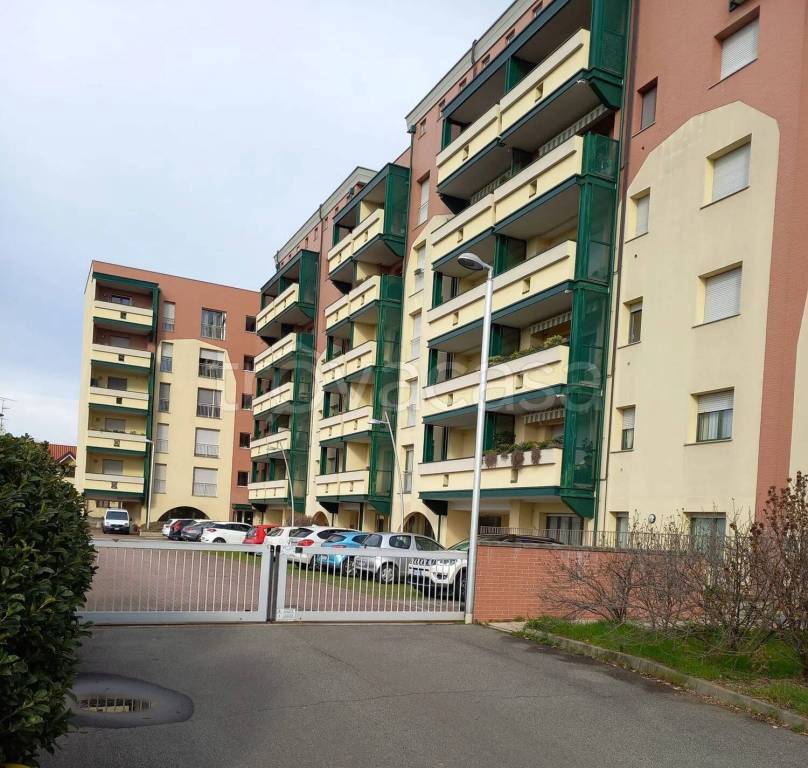 ufficio in vendita a Samarate