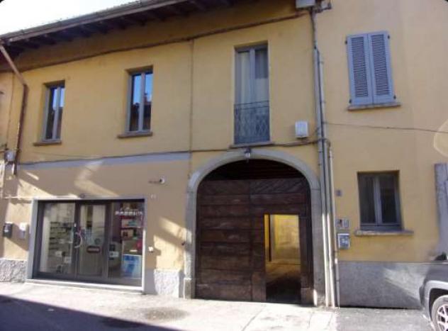 appartamento in vendita a Samarate