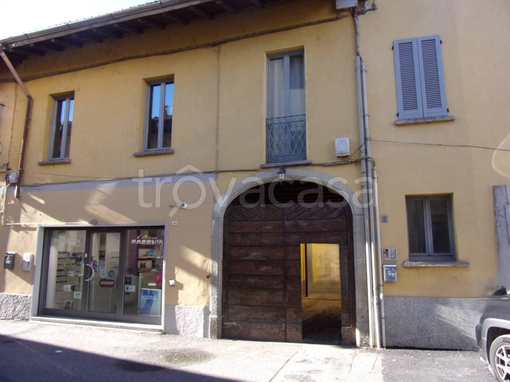 appartamento in vendita a Samarate