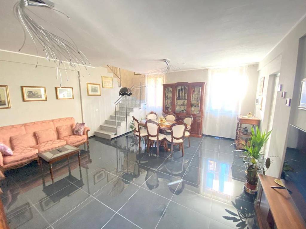 appartamento in vendita a Samarate