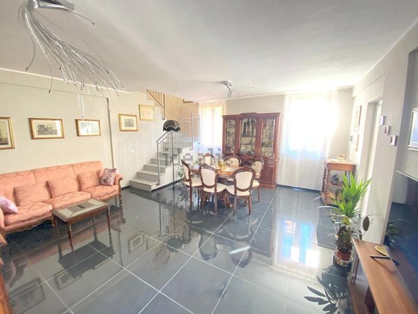 appartamento in vendita a Samarate