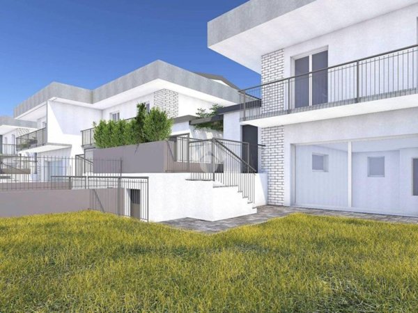 casa indipendente in vendita a Samarate