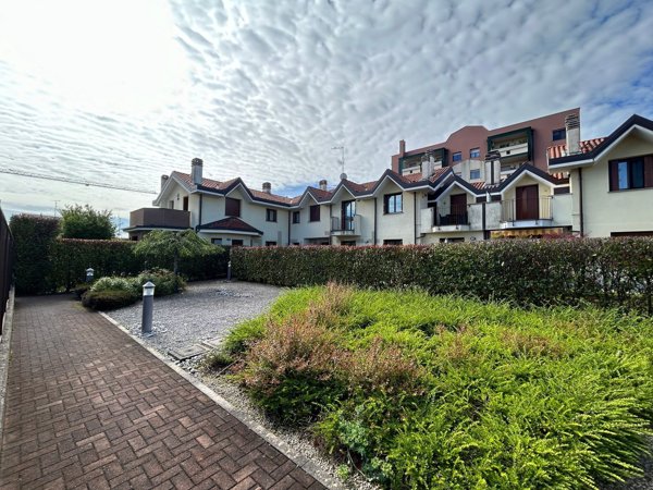 appartamento in vendita a Samarate