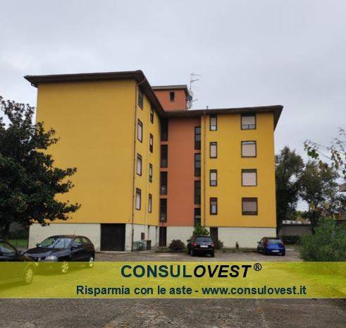 appartamento in vendita a Samarate