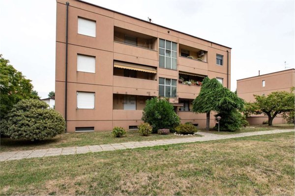 appartamento in vendita a Samarate