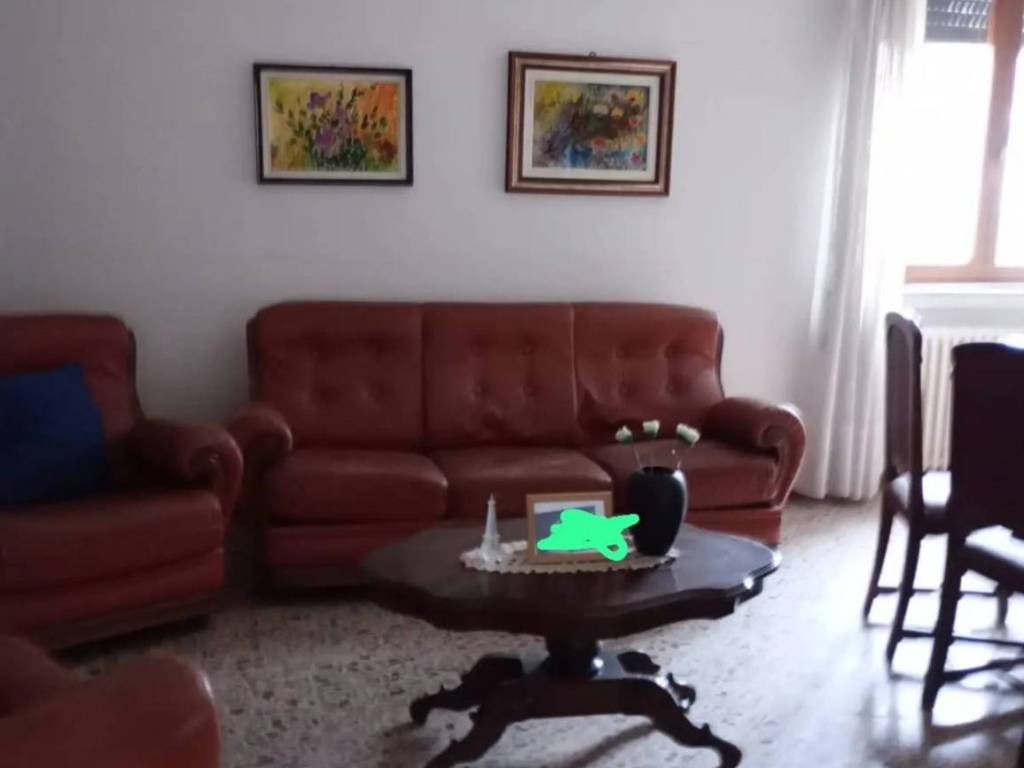 casa indipendente in vendita a Samarate