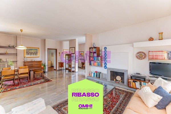 casa indipendente in vendita a Samarate