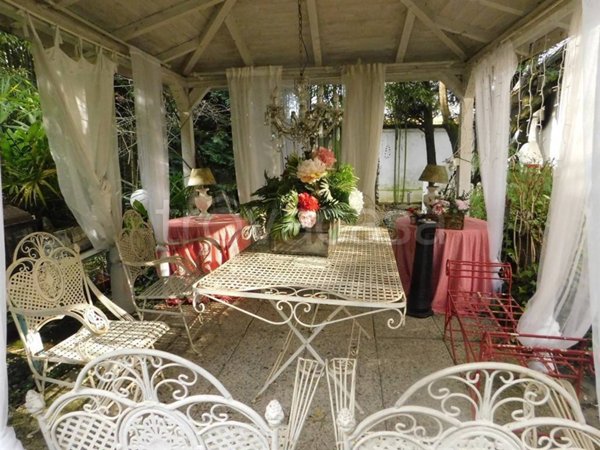 casa indipendente in vendita a Samarate