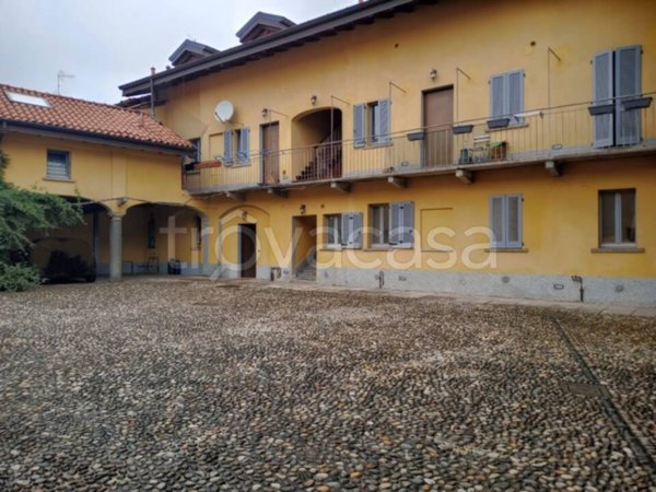appartamento in vendita a Samarate