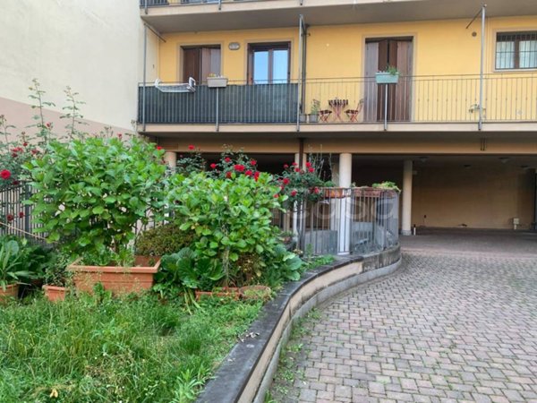 appartamento in vendita a Samarate in zona San Macario