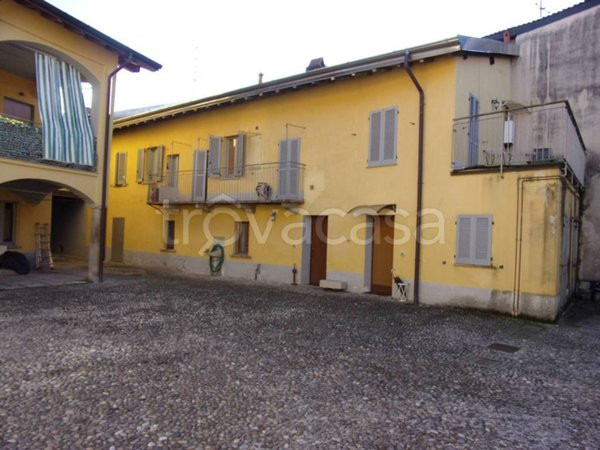 appartamento in vendita a Samarate