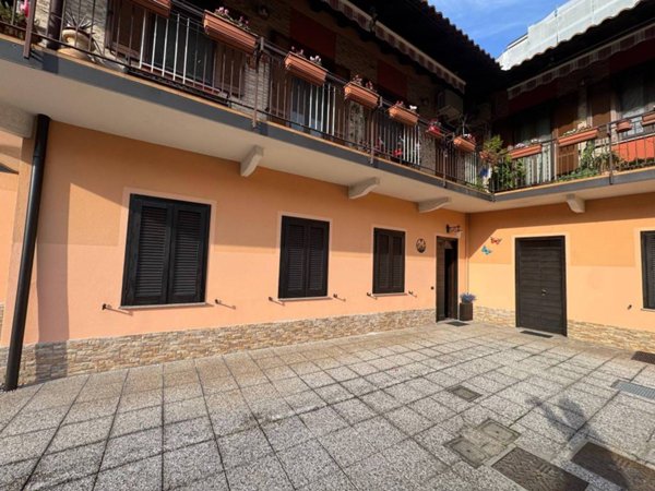 appartamento in vendita a Samarate
